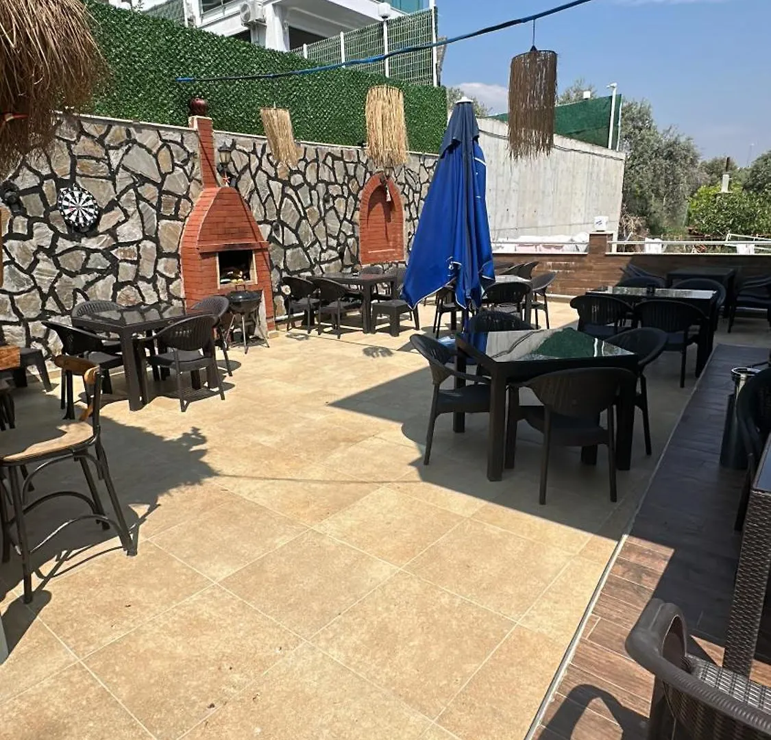 Aparthotel Birds Inn Kusadası