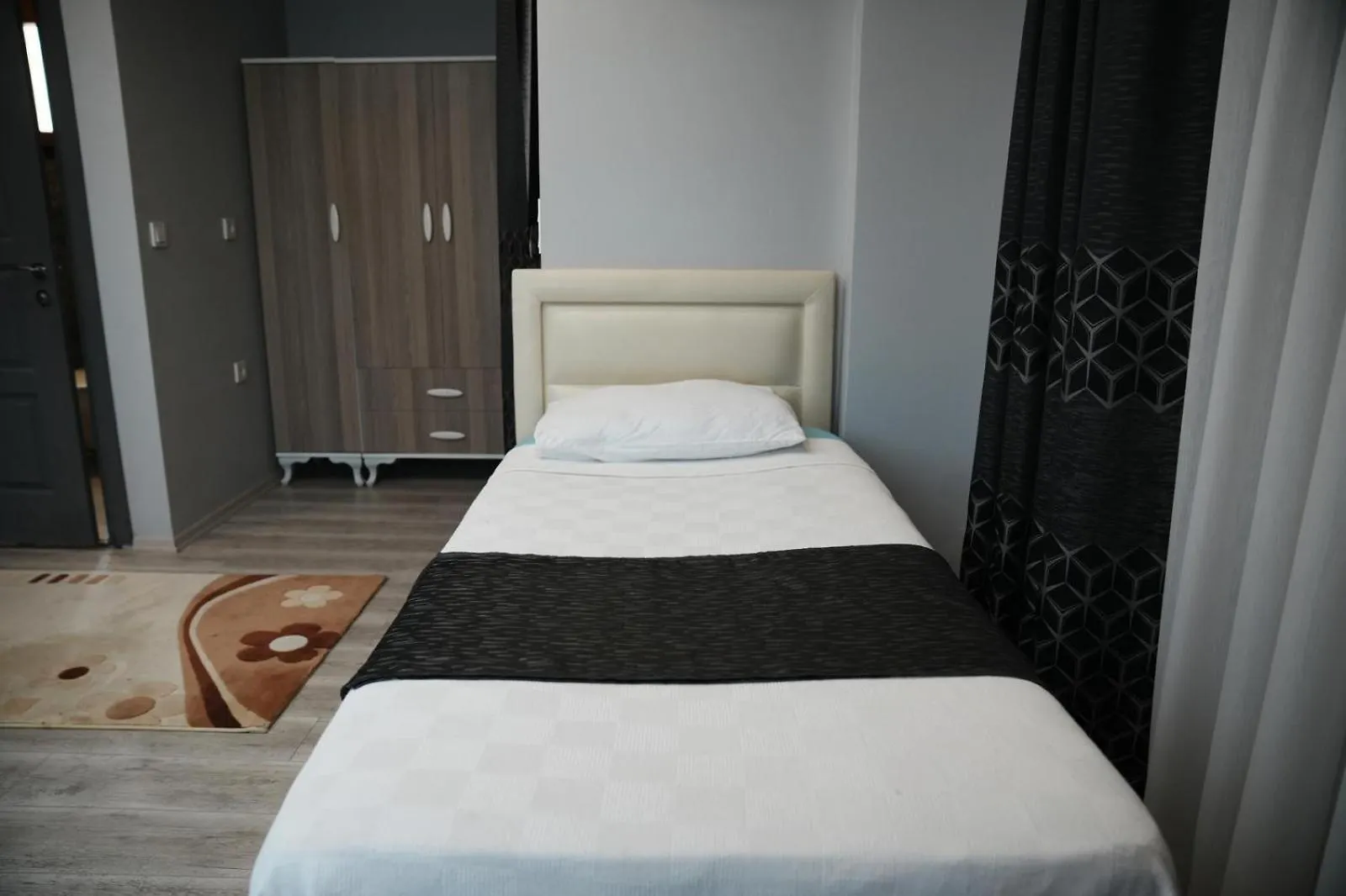 Lägenhetshotell Birds Inn Kusadası