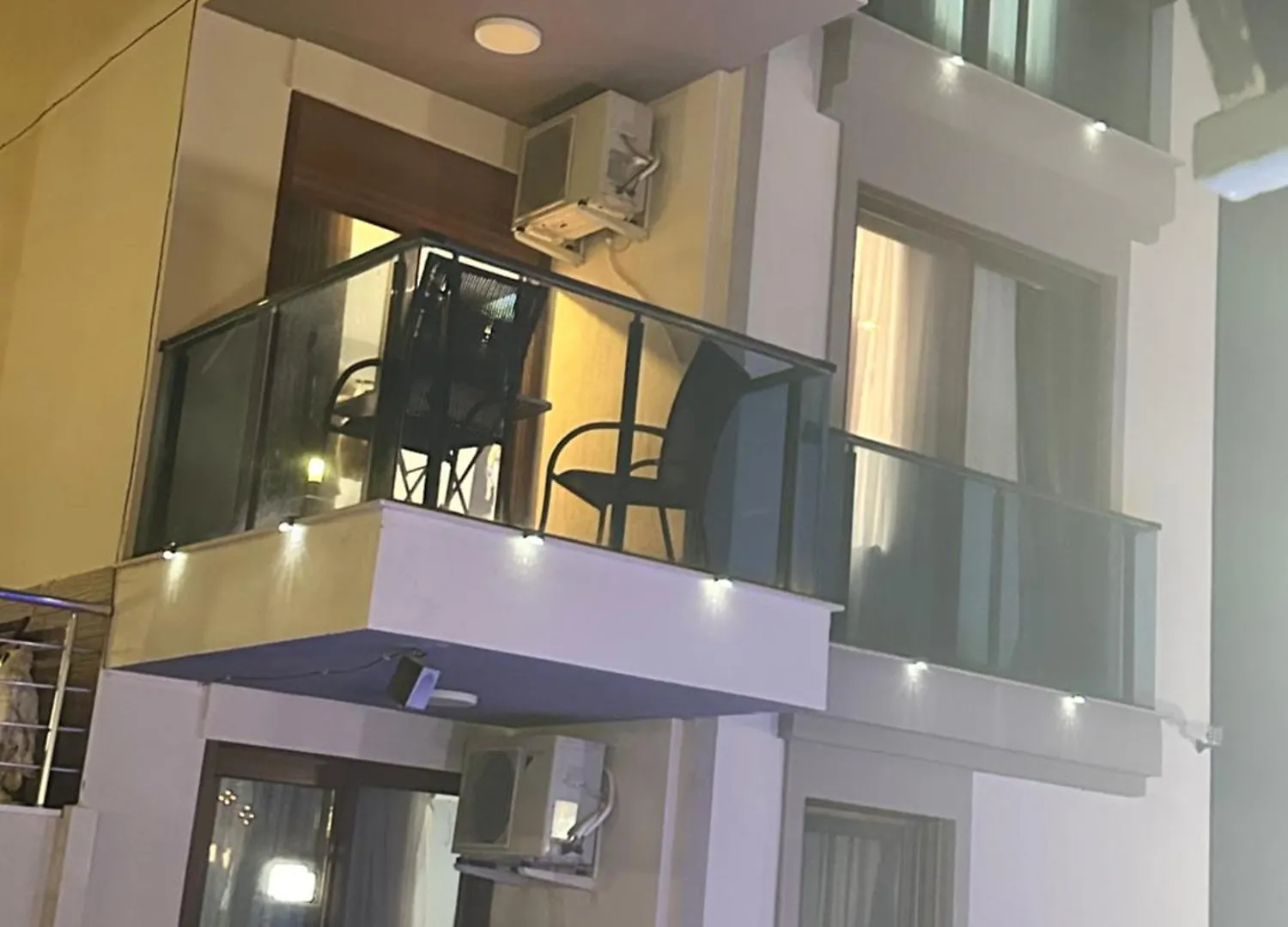 Lägenhetshotell Birds Inn Kusadası